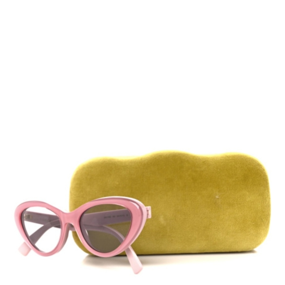 Gucci Pink Oversized Cat-Eye Sunglasses
